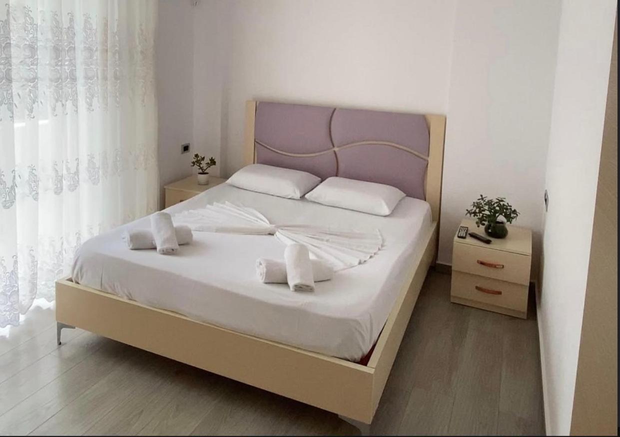 Luxury Room'S By Lika Sarandë Exterior foto